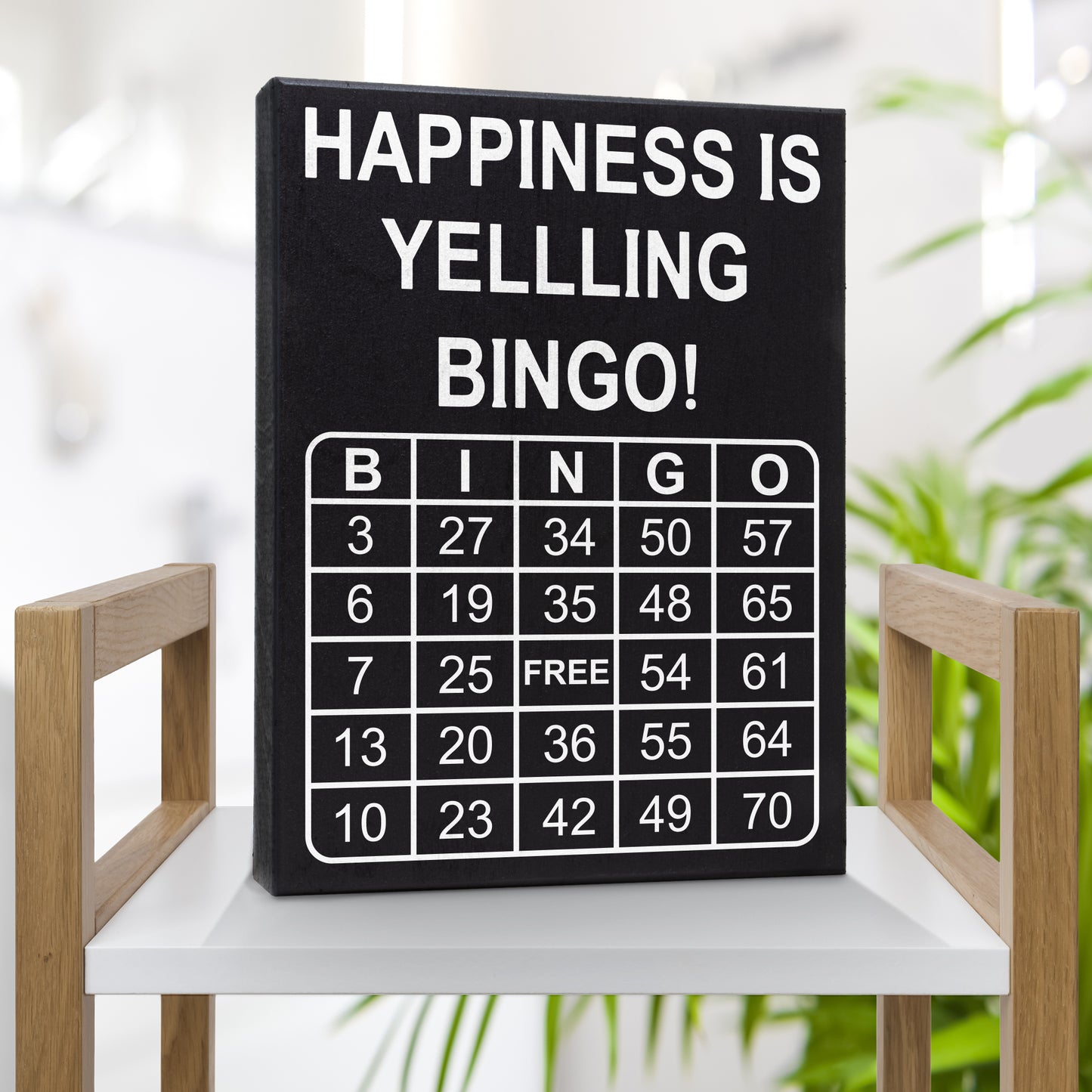 Bingo Lover Gifts - Cute Bingo Sign for Game Night, Happiness is Yelling Bingo, Perfect Grandma & Mom Gift, Bingo Queen Decor