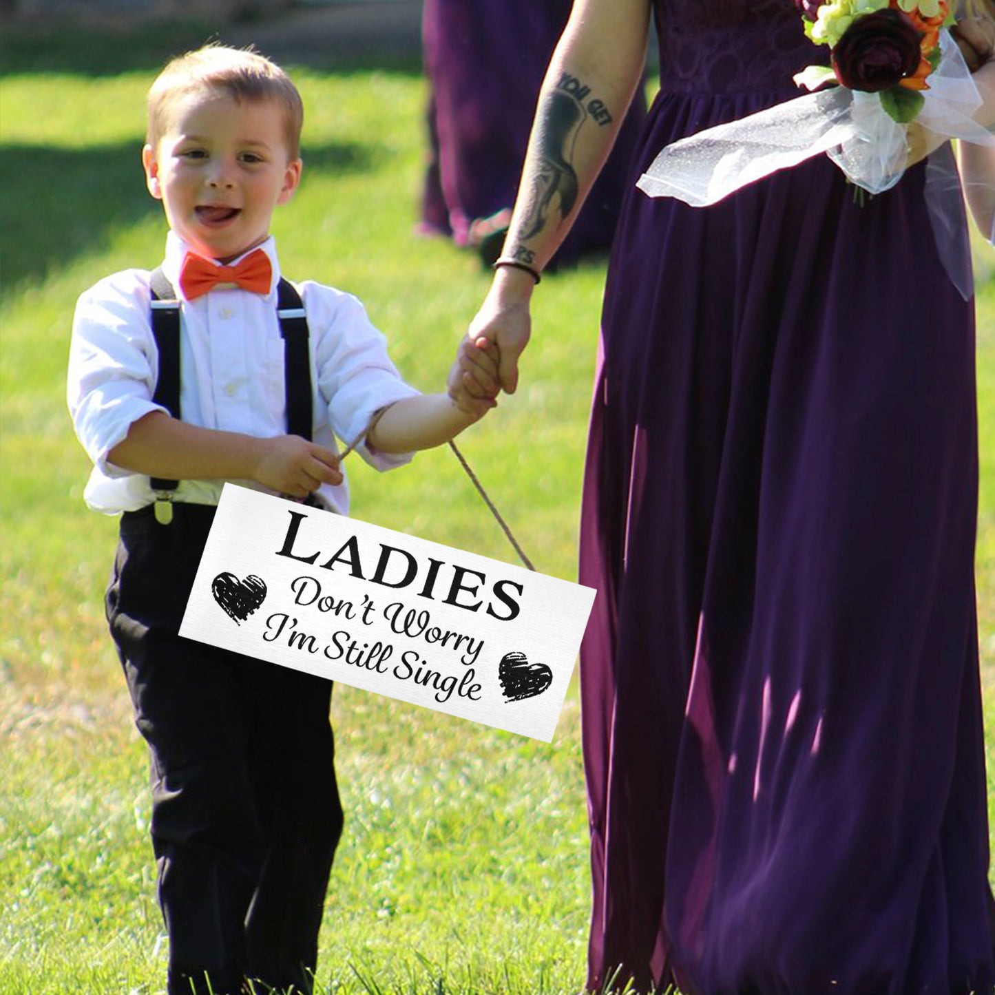 JennyGems Funny Wedding Signs for Ring Bearer Ladies Don't Worry I'm Still Single Ring Bearer Signs for Wedding Decor, Wedding Decorations Ring Bearer Wedding Sign, Wedding Ceremony Decorations